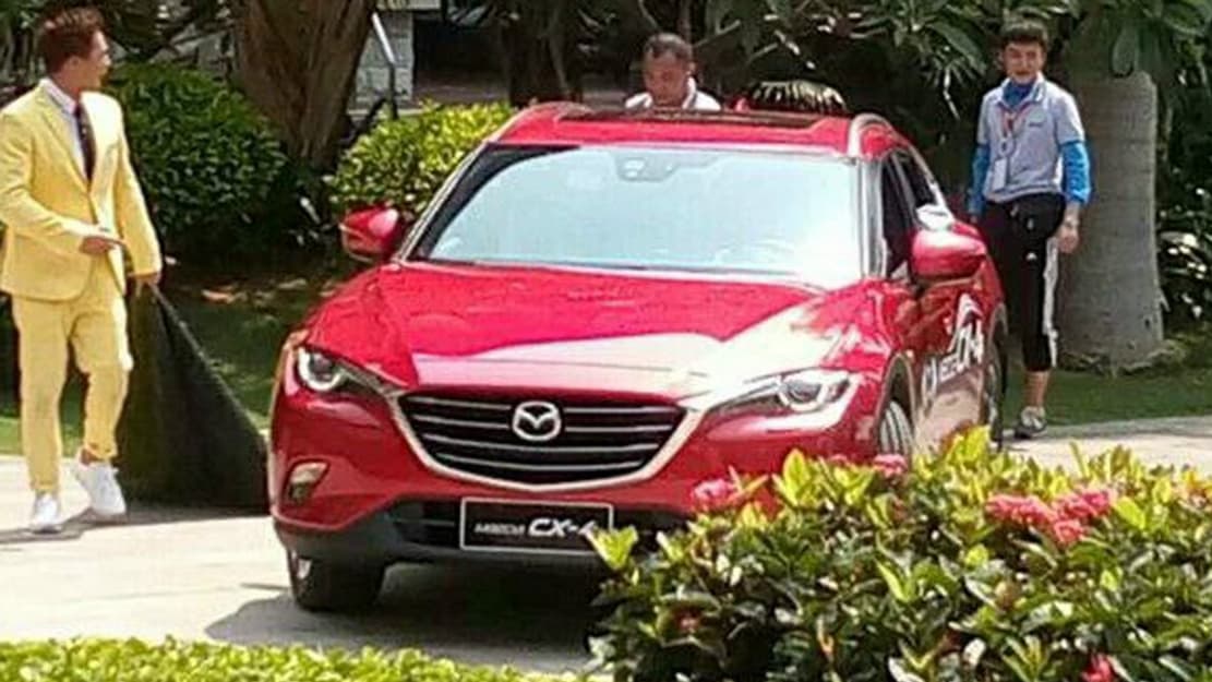 Pile entre le CX-3 et le CX-5 ... le CX-4. On ne pouvait pas se tromper. Pile entre le CX-3 et le CX-5 ... le CX-4. On ne pouvait pas se tromper.