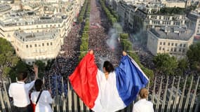 Les joueurs de l'équipe de France vont descendre les Champs-Elysées ce lundi après-midi.