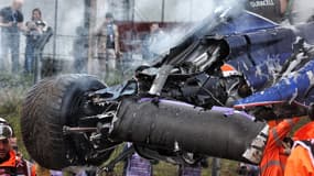 La grosse frayeur de Sargeant sorti indemne d'une voiture en feu après un crash lors des essais libres du Grand Prix des Pays-Bas, le 24 août 2024.