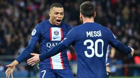 Kylian Mbappé et Lionel Messi avec le PSG au Parc des Princes, 15 avril 2023
