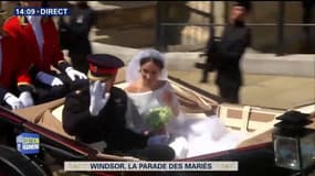 Les jeunes mariés quittent la chapelle Saint-Georges de Windsor en calèche
