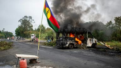 Un barrage dressé par des indépendantistes à La Tamoa, dépendant de la commune de Paita en Nouvelle-Calédonie, le 19 mai 2024