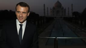 Emmanuel Macron devant le Taj Mahal, le 11 mars 2018