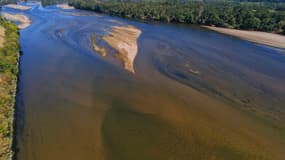 La Loire près de la commune de La Chapelle-sur-Loire le 8 août 2022.