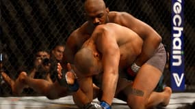 Ciryl Gane contre Jon Jones à l'UFC 285