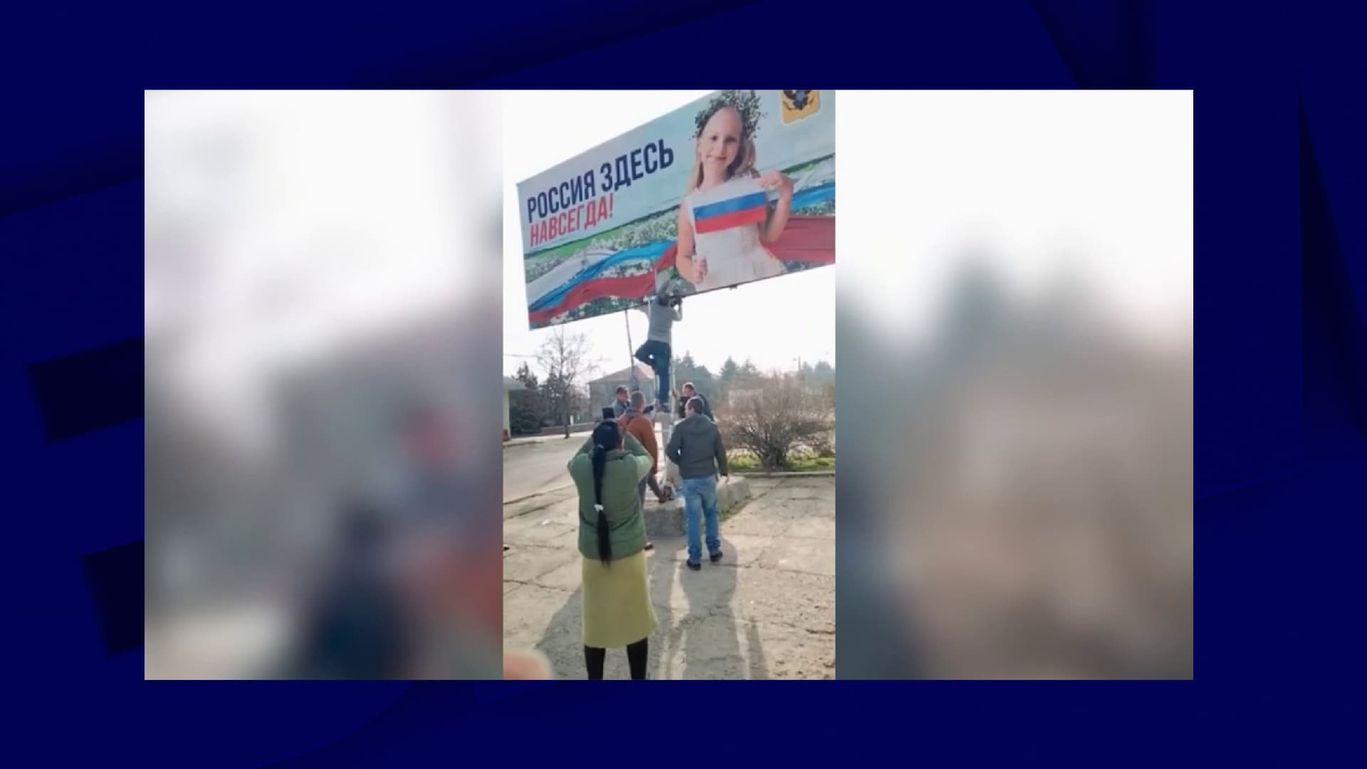 LIVE – Ukrainian takeover of Kherson: Large ‘Russia is here forever’ poster torn down
