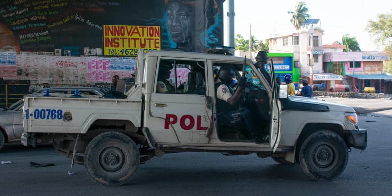 Des policiers patrouillent à Port-au-Prince, en Haïti, le 6 mars 2024. Photo d'illustration