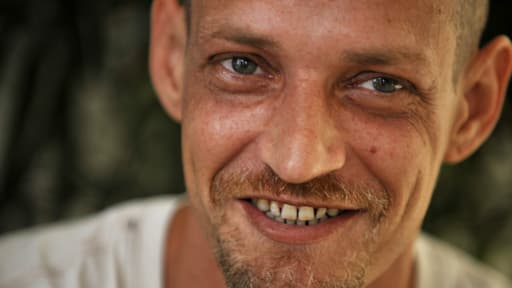 Après 14 ans de prisons en Indonésie, le Français Michaël Blanc a été libéré lundi 20 janvier 2014.