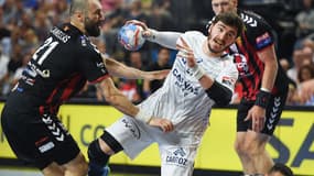 Ludovic Fabregas dans la défense du Vardar Skopje