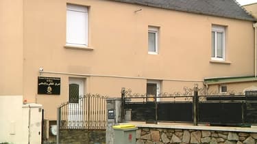 La mosquée devant laquelle se sont déroulés les faits