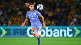 Maëlle Lakrar lors d'Australie-France au Mondial 2023