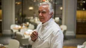 Alain Ducasse au restaurant le Plaza Athénée à Paris en 2014