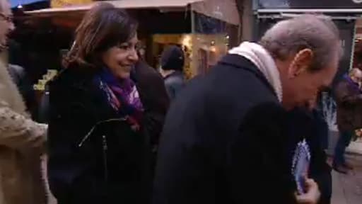 Anne Hidalgo accompagnée de Bertrand Delanoë, a croisé dimanche matin sa rivale, Nathalie Kosciusko-Morizet.