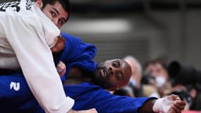 Teddy Riner battu