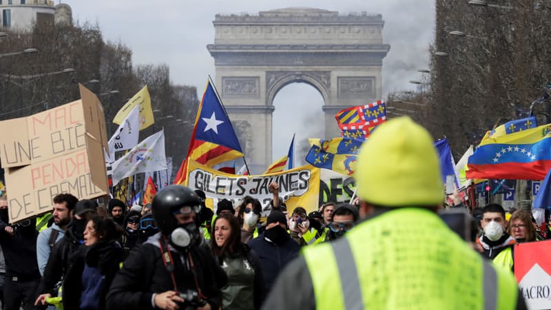 Manifestation de gilets jaunes le 16 mars dernier sur les Champs-Élysées.