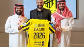 Benzema qui signe à Al-Ittihad