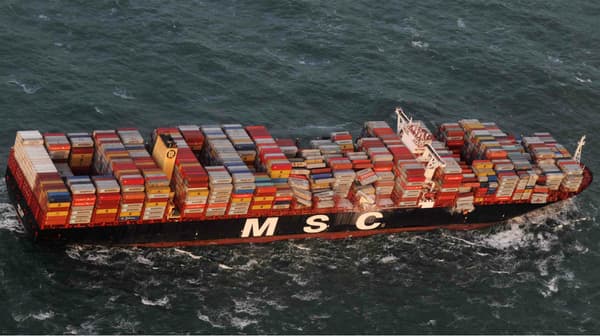 Le porte-conteneurs MSC Zoe, en mer du Nord, le 2 janvier 2018