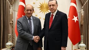 Jean-Yves Le Drian et Recep Tayyip Erdogan en septembre 2017, à Ankara.