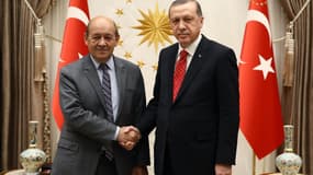 Jean-Yves Le Drian et Recep Tayyip Erdogan en septembre 2017, à Ankara.