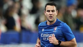 Ben O'Keeffe à l'échauffement avant Angleterre-Afrique du Sud en demi-finale de la Coupe du monde de rugby, le 21 octobre 2023.