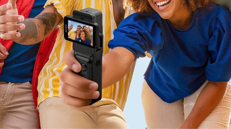 Cette caméra de vlog polyvalente à prix réduit est conseillée pour les créateurs de contenus (offre limitée)