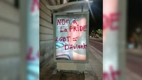 Des tags homophobes ont été découverts sur des abribus dans la nuit de vendredi à samedi, à Toulon.