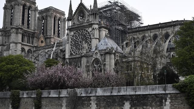 67 personnes travaillent sur le site de Notre -Dame