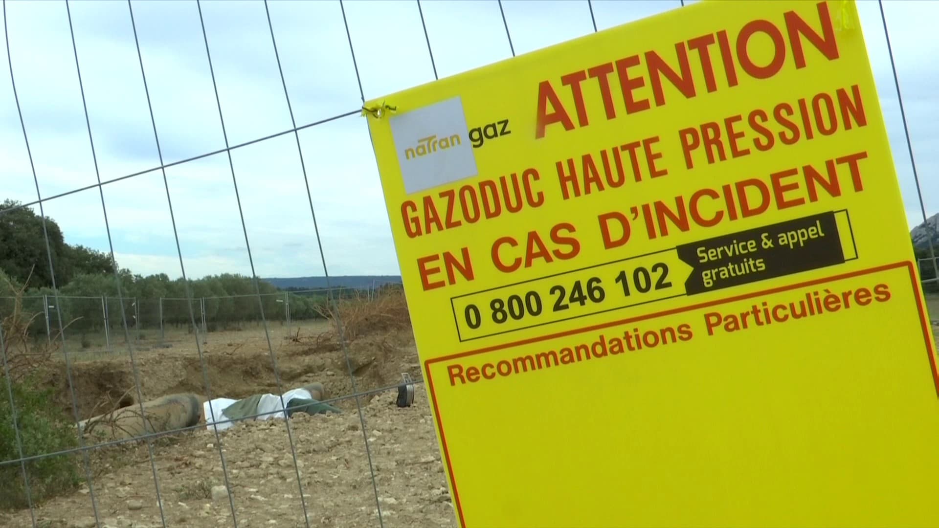 "ON A SENTI LE SOL TREMBLER": 11.000 FOYERS PRIVÉ D'EAU CHAUDE APRÈS L'EXPLOSION D'UN GAZODUC À SAINT-RÉMY-DE-PROVENCE