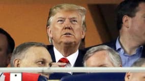Donald Trump assiste à la cinquième rencontre des World Series de baseball à Washington, le 27 octobre 2019
