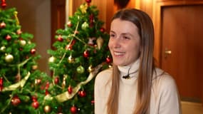 Amandine, jeune interne en médecine, raconte ce mardi 6 janvier auprès de BFMTV le moment où elle n'a pas hésité à sortir de chez elle pendant la nuit de la Saint-Sylvestre pour aller porter secours aux victimes de l'incendie de Crans-Montana.