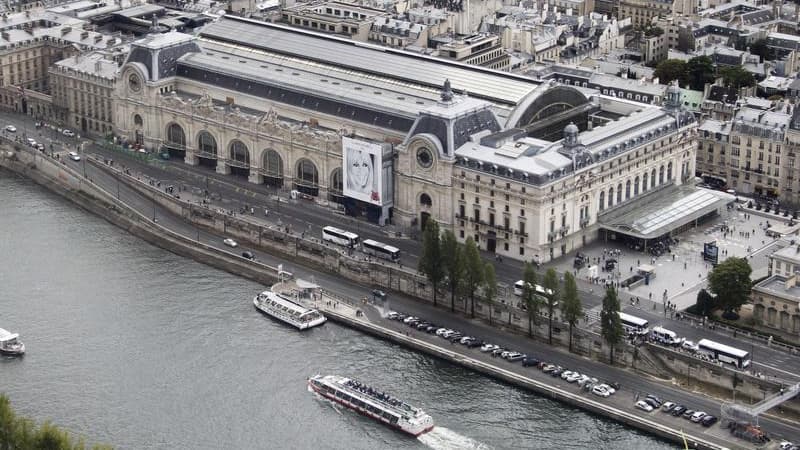 Le Medef d'Ile-de-France a déposé un recours devant le tribunal administratif de Paris contre la fermeture aux voitures des voies sur berges de la rive gauche de la capitale depuis lundi, estimant que les quais rive gauche et rive droite sont un axe strat