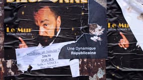 Une affiche pour un spectacle de Dieudonné à Tours, en janvier 2014.