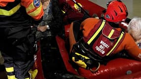 Des pompiers lors d'une opération de sauvetage à la suite d'une pluie torrentielle à Senigallia, province d'Ancône, Italie, le 16 septembre 2022. (photo d'illustration)