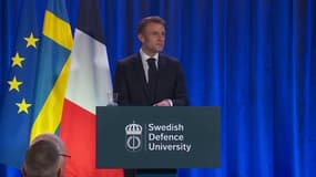 Emmanuel Macron appelle l'Europe à des décisions "courageuses" pour "accélérer" son aide à l'Ukraine