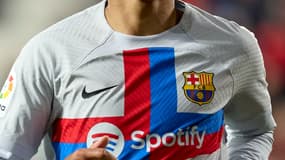 Raphinha avec le maillot du FC Barcelone lors de la saison 2022-23