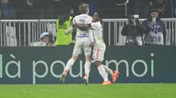 Pavel Sulc fête son but pour l'OL avec Endrick, 18 janvier 2026