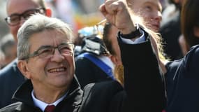 Jean-Luc Mélenchon, candidat de La France insoumise (gauche) à l'élection présidentielle française, lors d'un grand rassemblement à Paris, le 20 mars 2022  
