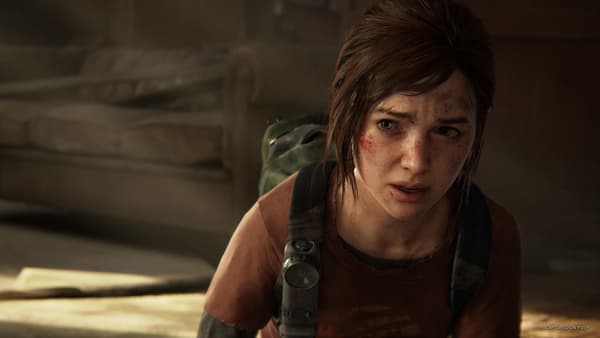 Le personnage d'Ellie dans The Last of Us Part I (2022) a changé, le canapé aussi. Le personnage d'Ellie dans The Last of Us Part I (2022) a changé, le canapé aussi.