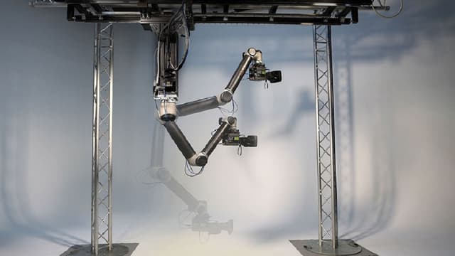 France Télévisions a fait appel à cette technologie pour la couverture des Jeux Olympiques, via le prestataire opérateur de moyens techniques XD Motion.