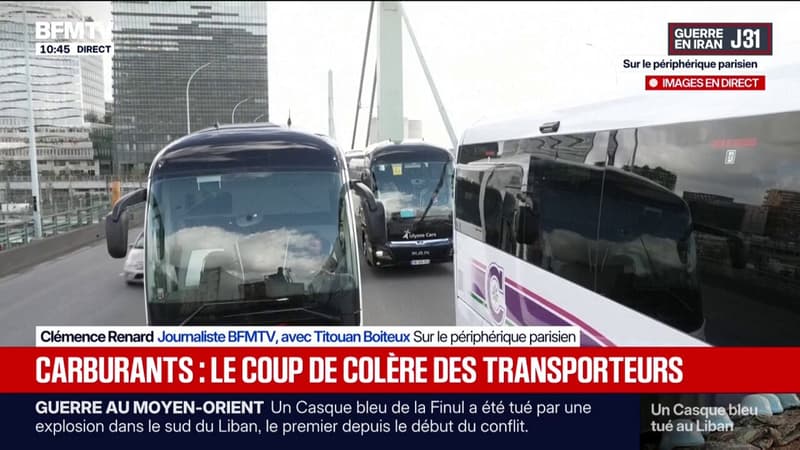 Hausse des prix du carburant: les transporteurs bloquent le périphérique parisien