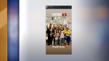 Laeticia Hallyday entourée de ses amis au Vietnam.