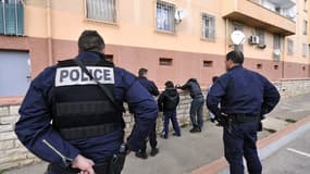 "Je dis à toutes les mamans qu’il faut sortir dans la rue", dit Bahia sur RMC.