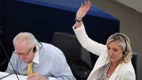 Jean-Marie et Marine Le Pen seront moins seuls désormais au sein du Parlement européen