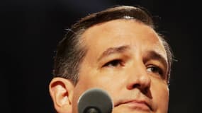 L'ex-rival de Donald Trump aux primaires républicaines Ted Cruz a infligé un camouflet mercredi au candidat à la Maison Blanche 