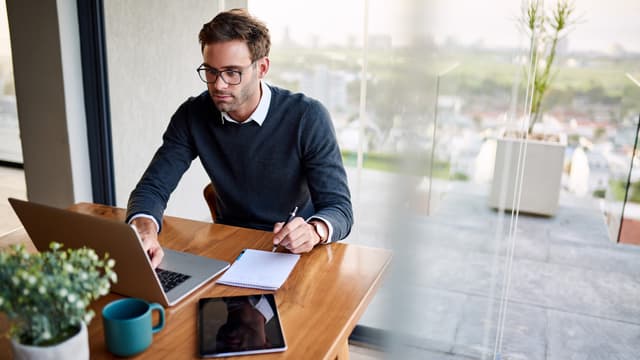 JPG, le spécialiste des fournitures et du mobilier de bureau