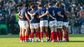Le XV de France en pleine causerie lors de son test-match en Argentine, 13 juillet 2024