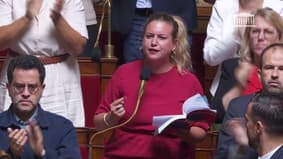 "Nous ce qui nous choque, c'est le coup de force qui est fait à la démocratie": Mathilde Panot (LFI) répond à Yaël Braun-Pivet 