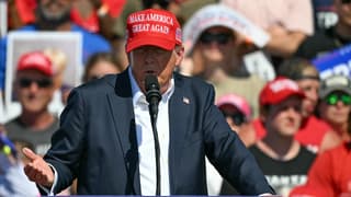 Donald Trump lors d'un meeting de campagne en Virginie, le 28 juin 2024.