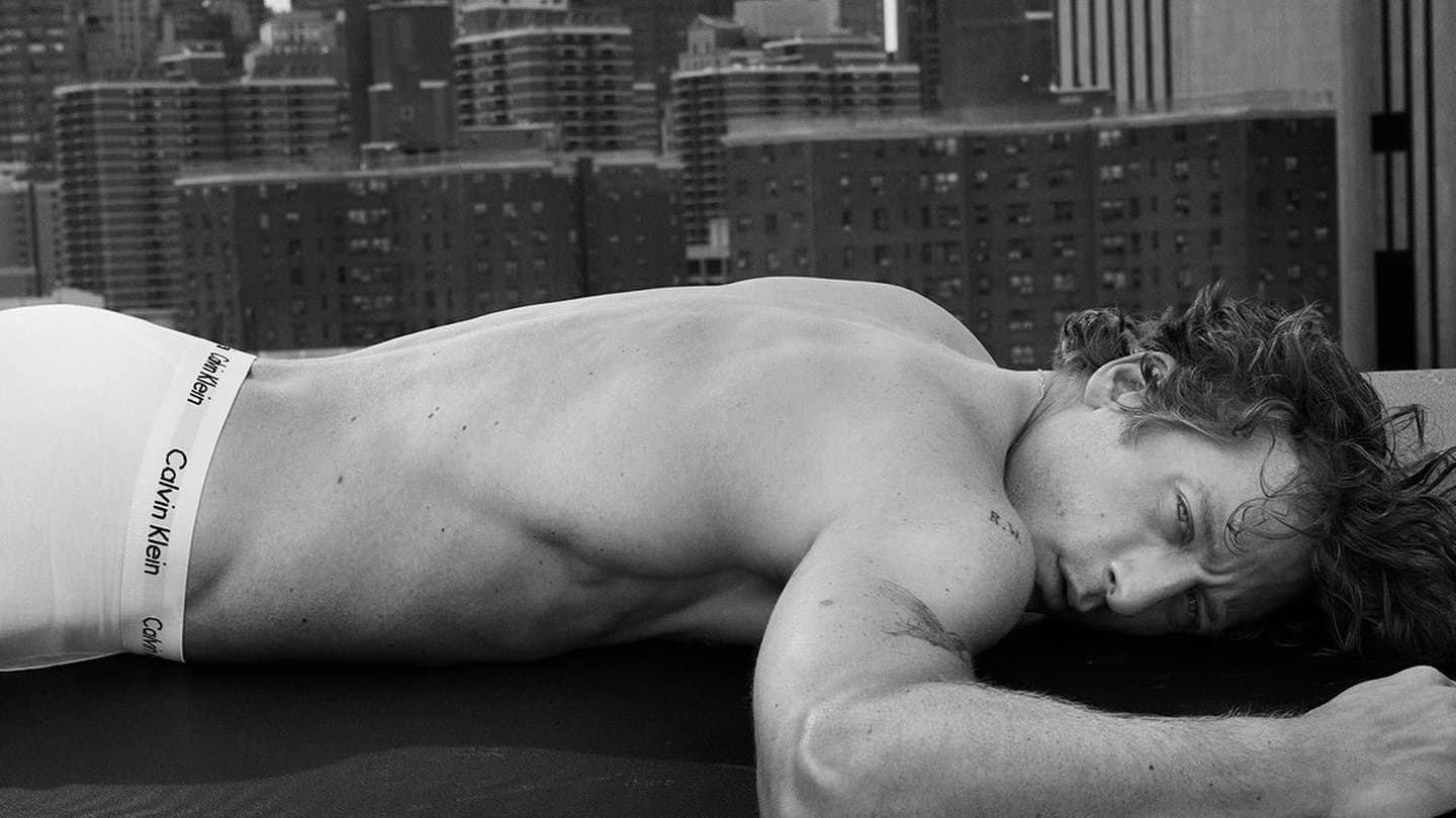 Jeremy Allen White pour Calvin Klein Jeremy Allen White pour Calvin Klein