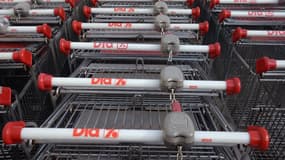 Après le rachat de plusieurs magasins Dia, les salariés n'ont plus de nouvelles de leur repreneur.